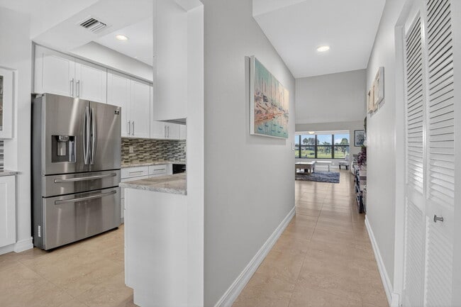 Photo - 5152 Golfview Ct Unit 1826