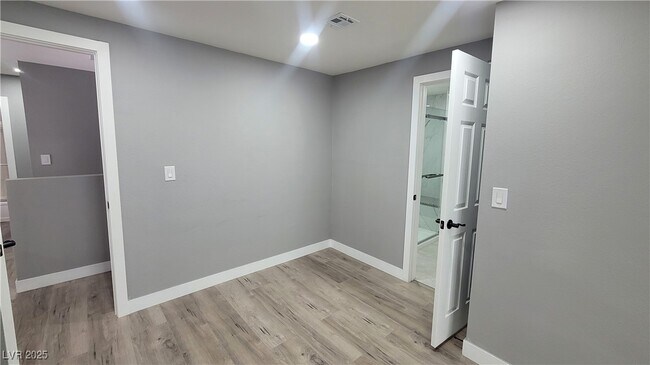 Photo - 2600 Sidonia Ave