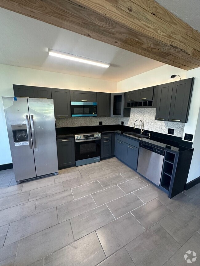 Building Photo - 455 Golden Isles Dr Unit 101 Rental
