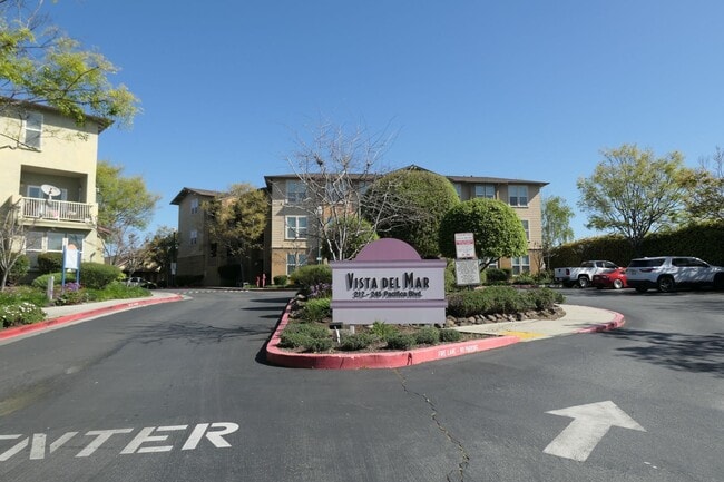 Building Photo - 212 Pacifica Blvd Unit 202