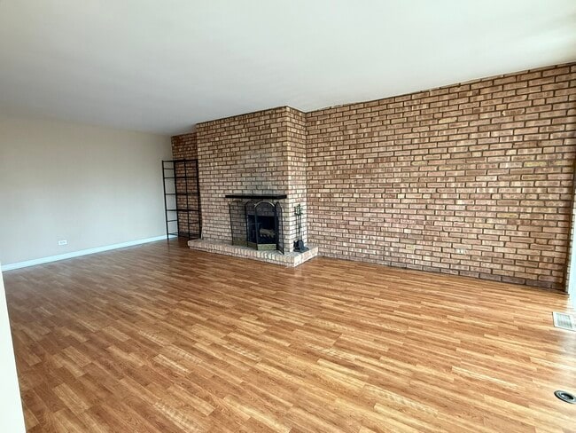 Photo - 5500 Hillcrest Ln Unit 3C