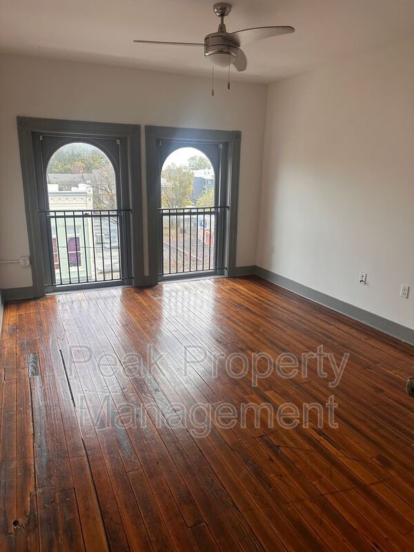 Photo - 1209 Hull Street Rd