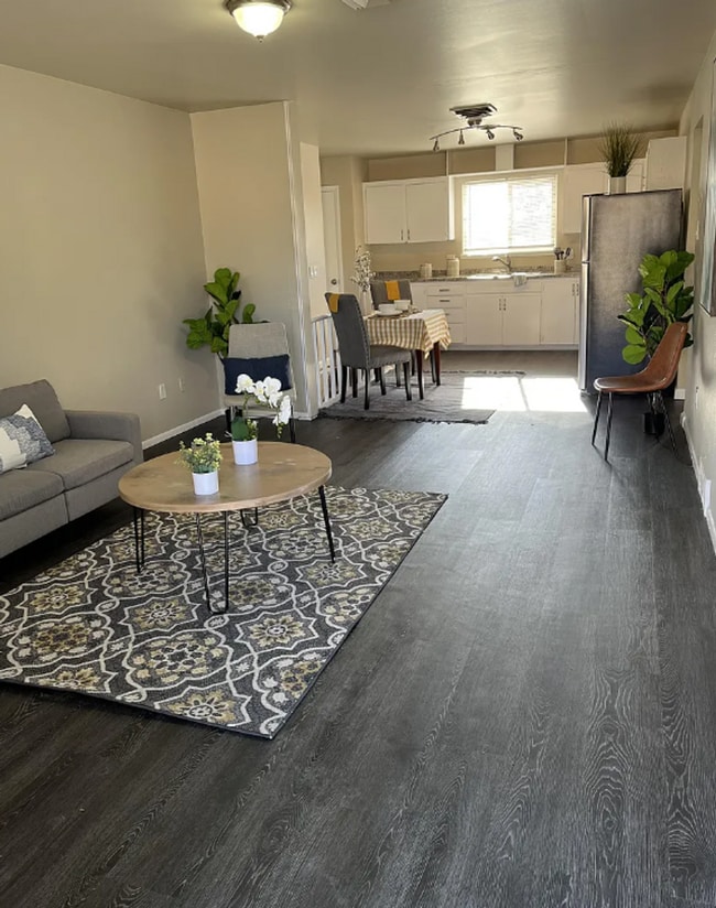 Photo - 1402-1404 East 14th St. Unit 1402