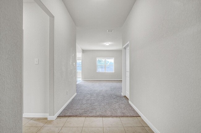 Photo - ***MOVE-IN SPECIAL: ONE WEEK FREE***Well-A...