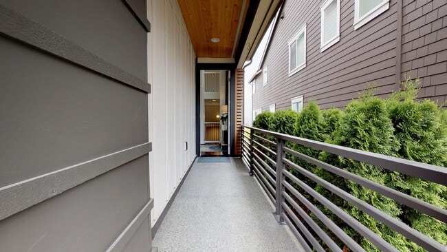 Photo - Issaquah highlands 5 bedroom plus Den and 5.5 bathroom newer home with a lot of amenities!!!  A m...