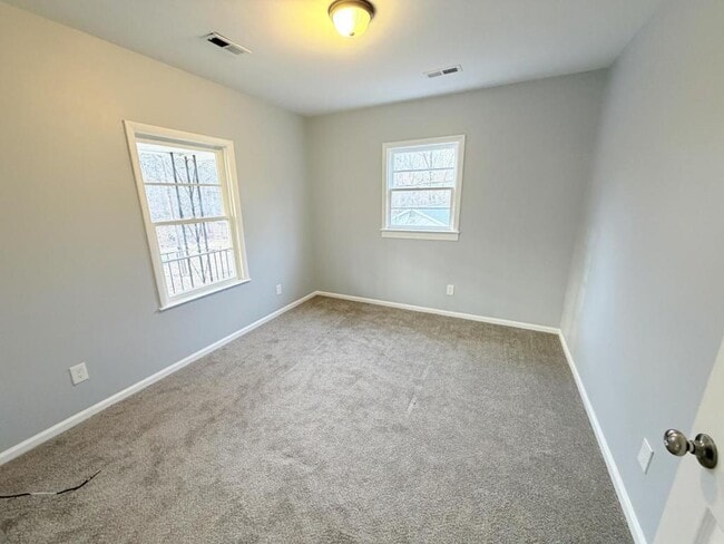 Photo - 1233 Dixie Pl