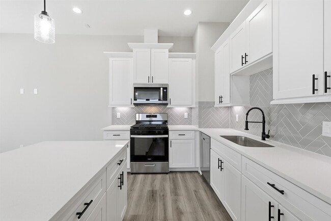 Building Photo - 9 Wellford St