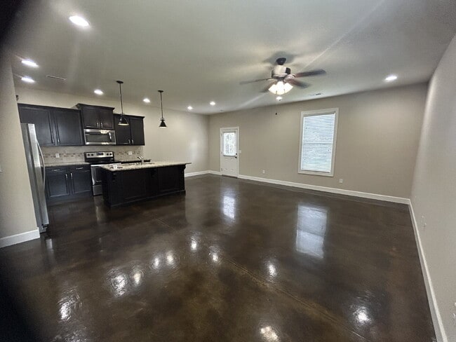 Photo - "Charming 3-Bed Condo in Cookeville with G...