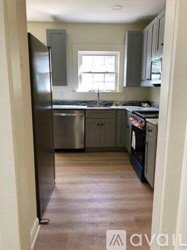 Photo - 2411 Woodmere Dr