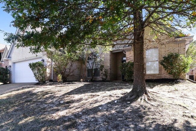 Photo - 10109 Lynham Dr