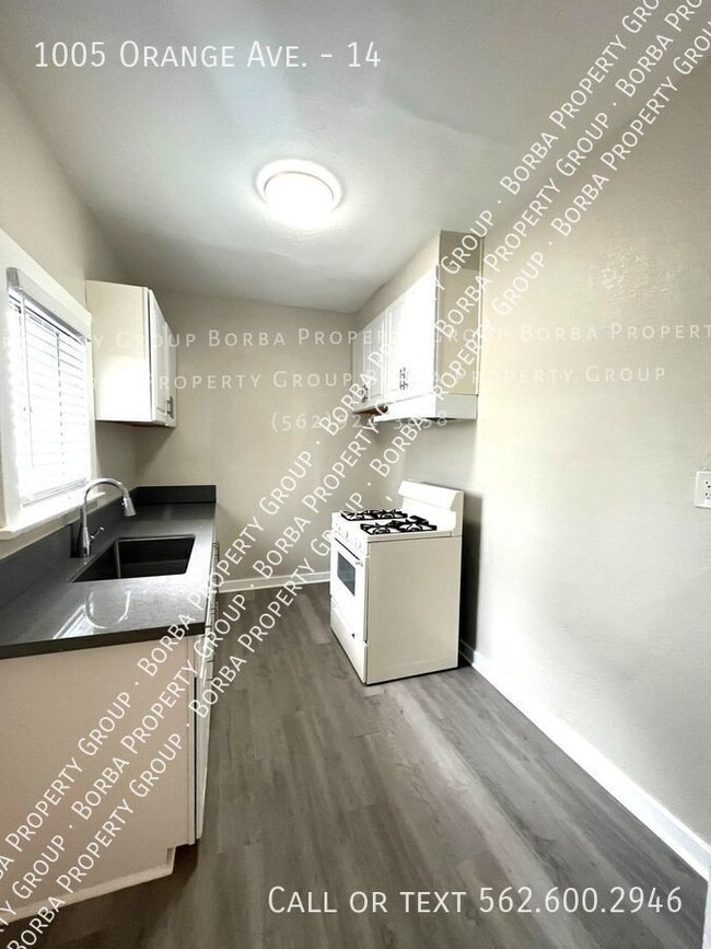 **1ST MONTH RENT FREE**STUNNING SPACIOUS S... - **1ST MONTH RENT FREE**STUNNING SPACIOUS S... Apartment Unit 14