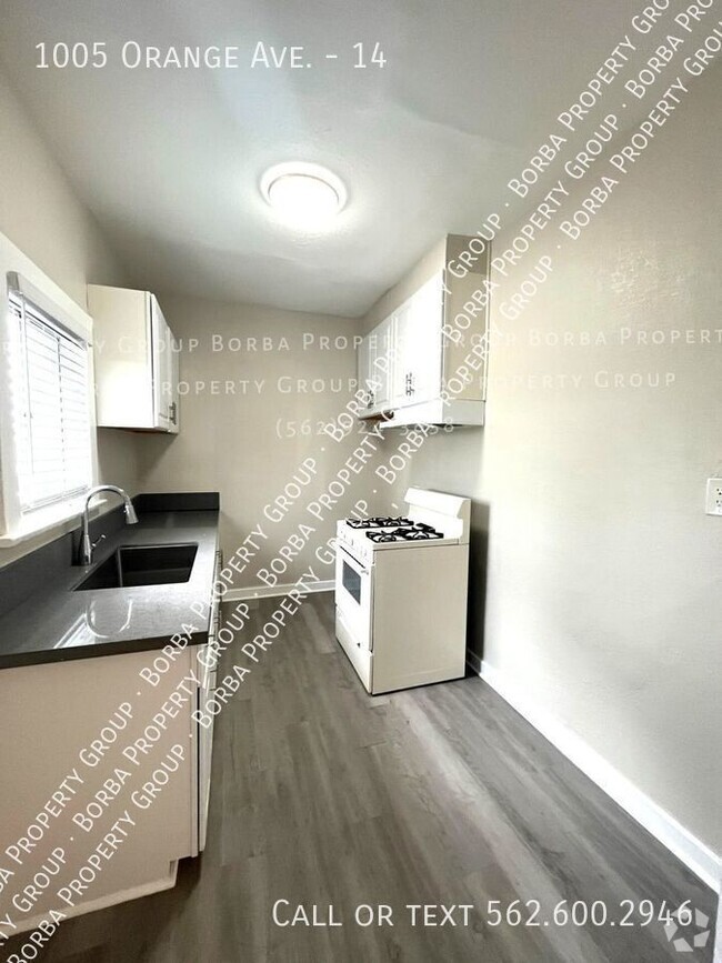 Building Photo - **1ST MONTH RENT FREE**STUNNING SPACIOUS S... Unit 14 Rental