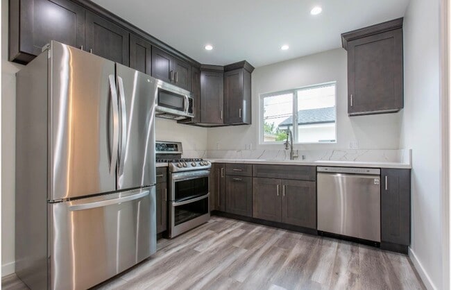 Building Photo - 14612 Vose St Unit Junior ADU