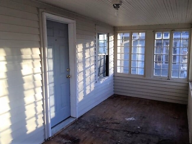 Photo - 2 Bedroom House In Laurel