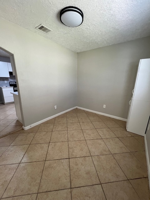 Photo - 1205 W Wrenway Ave