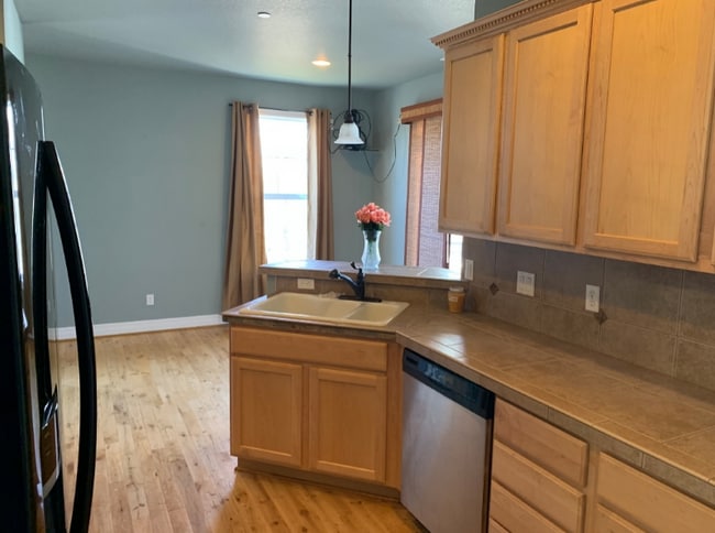 Photo - 0000 NE Market Dr