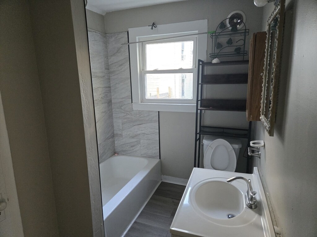 Photo - 19 Halford Pl Unit 3