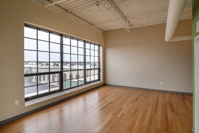 B403, Two Bedroom, Two Bath