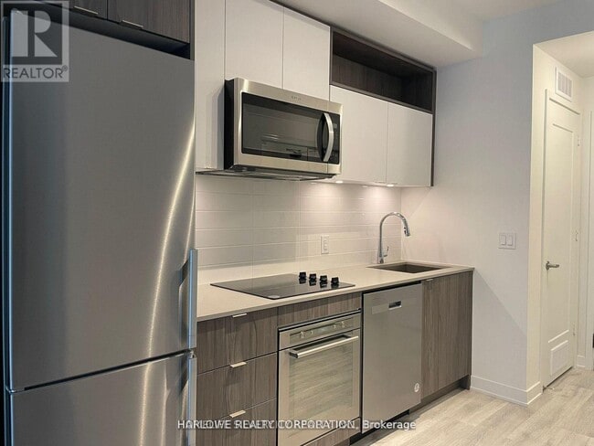 Photo - 60 Princess St Unit 341 SE