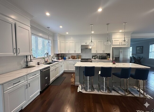 Photo - 53 Old Mystic St