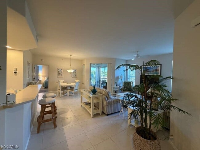 Building Photo - 17020 Willowcrest Way Unit 210