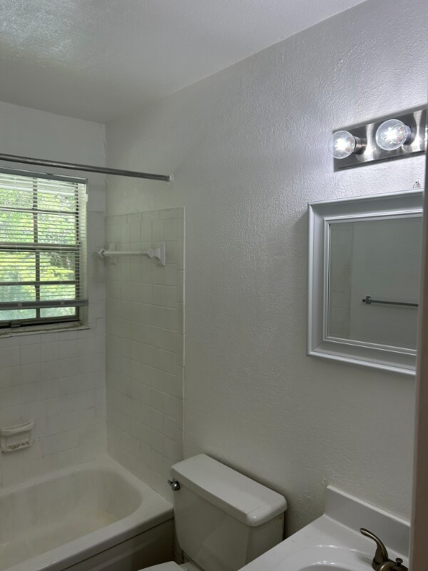 Photo - 1400 Church St Unidad C