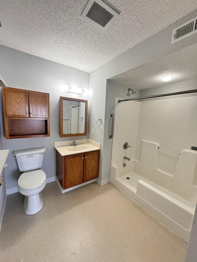 Photo - Linden Station Apartments