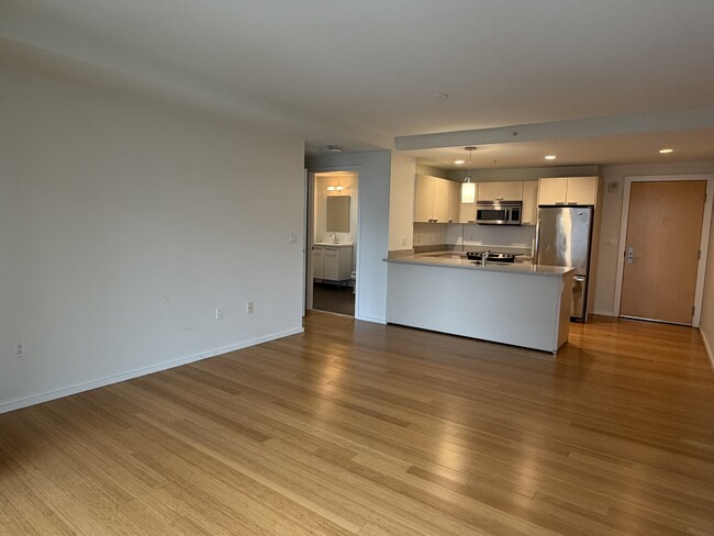 Photo - 2 Earhart St Unit 402