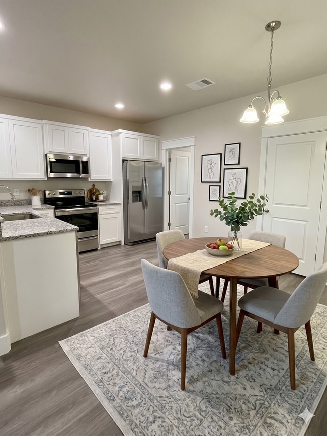 Photo - Adorable home located in a quiet neighborhood