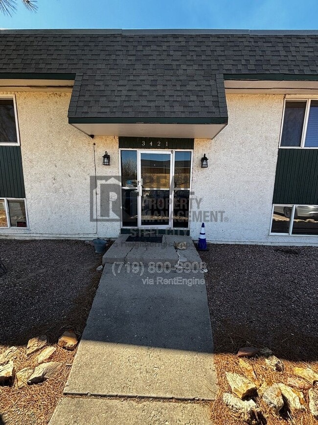 Building Photo - 3421 Baltimore Ave Unit 2