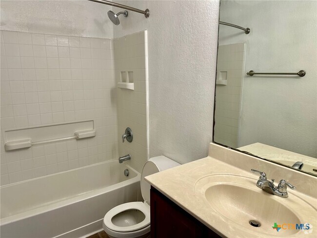 Building Photo - 135 Rush Haven Rental