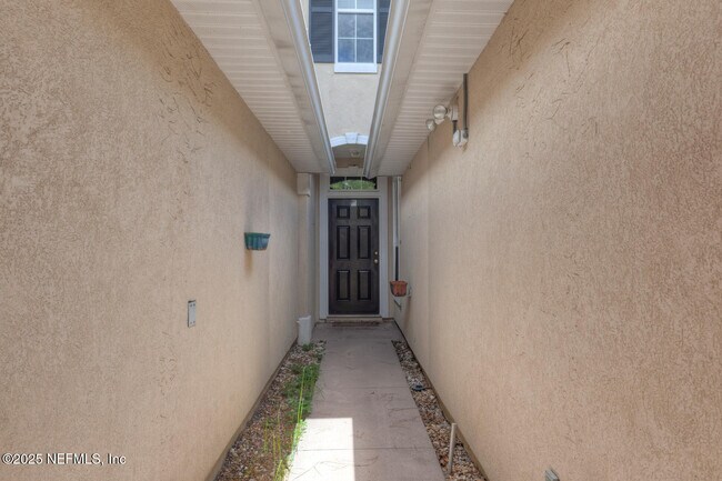 Photo - 459 Sherwood Oaks Dr