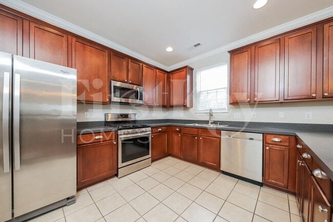 Photo - 4183 Shadetree Dr