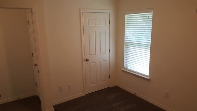 Photo - 12747 Westbrook Dr Unit Westbrook  B