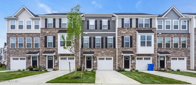 Photo - 9 Foxwood Dr