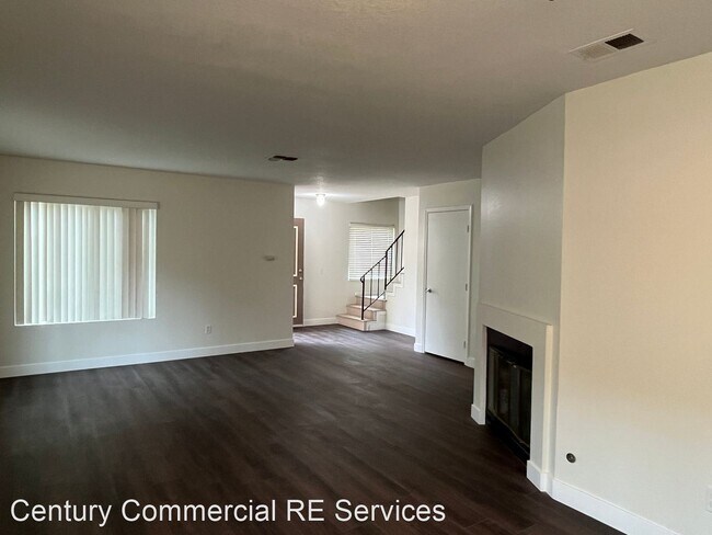 3 br, 3 bath House - 434 Golden Springs Dr...