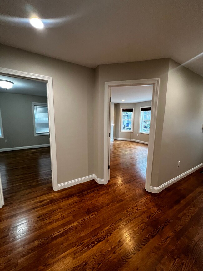 Photo - 123 W 3rd St Unit 123