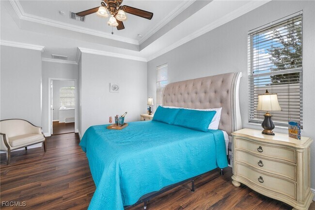 Photo - 1049 NW 38th Pl