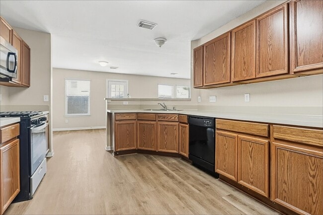 16311 Hayesford Ln