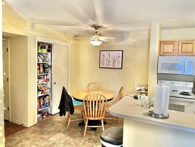 Photo - 108 W 1230 N St