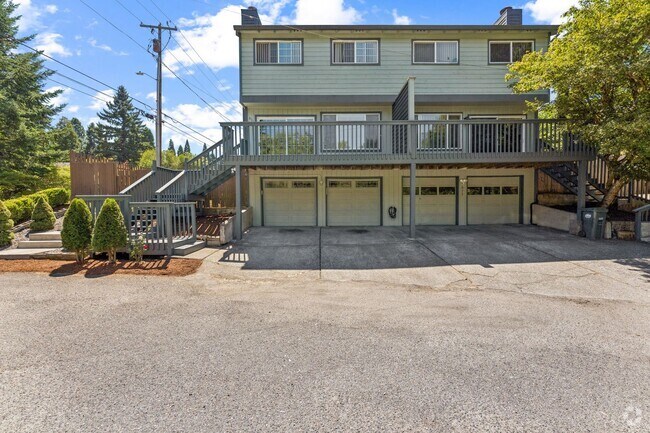 Building Photo - 671 SE 24th Ave Rental