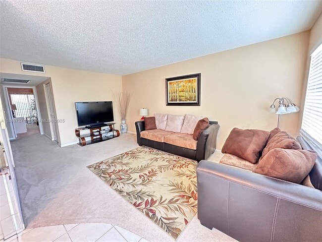 Photo - 4029 Hythe B Unit 4029