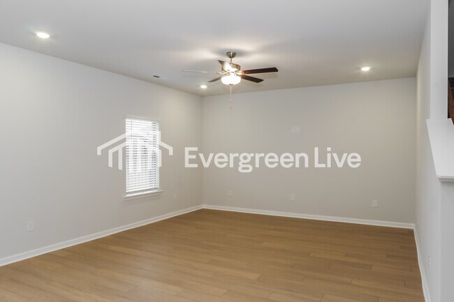 Photo - 206 Exeter St