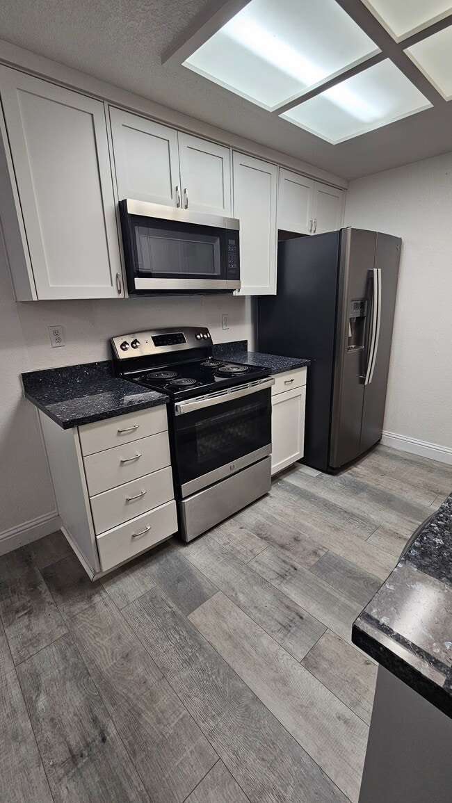 Photo - 468 Cherry Ln Unidad Upstairs