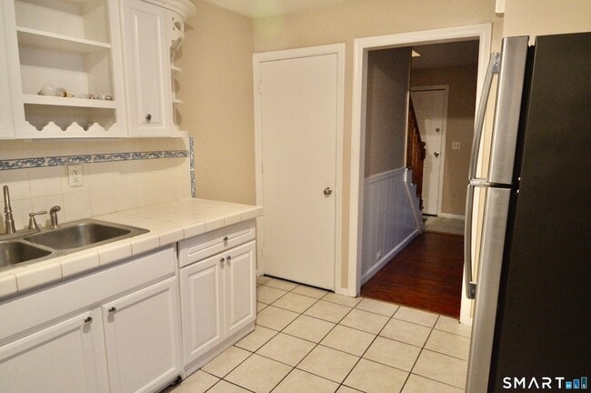 Photo - 136 Forest Rd