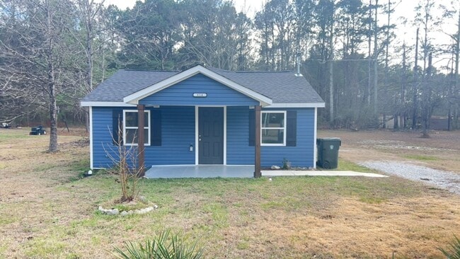 Photo - 614 Maple Rd