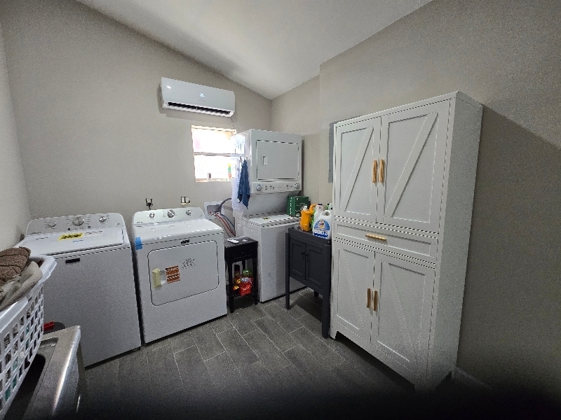 Photo - 5316 N Knox Ave