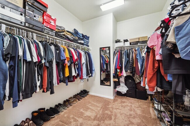 Photo - 166 Gem Way