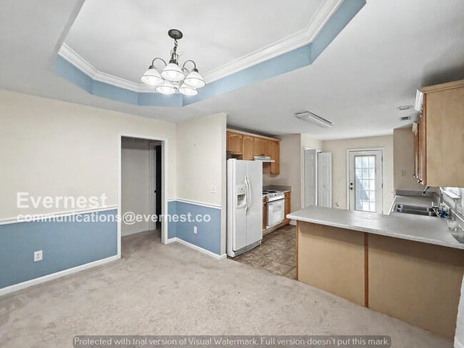 Photo - 212 St John Dr