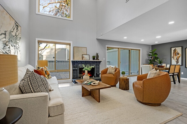 Photo - 7551 Maywood Dr